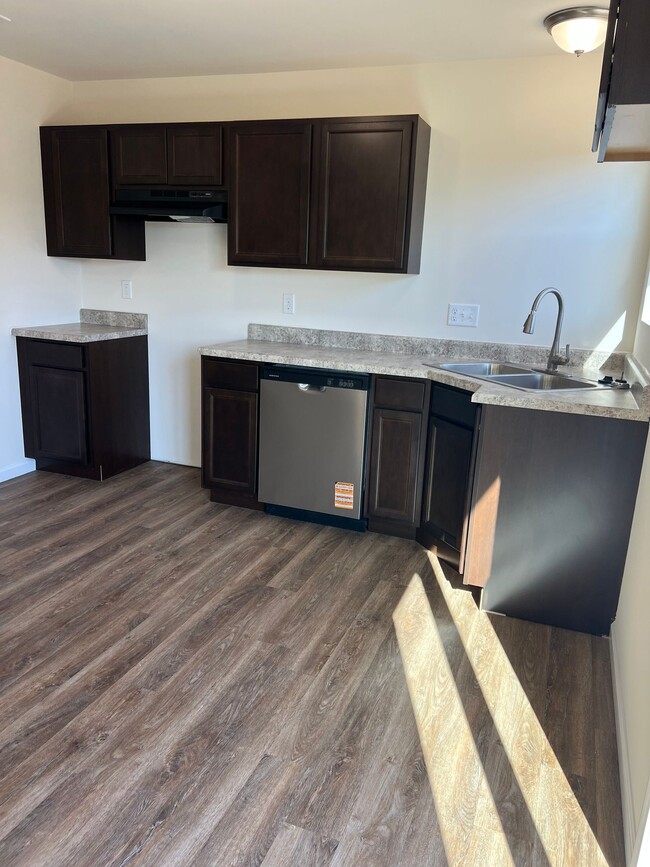 Building Photo - Brand New House 3 beds 2 baths