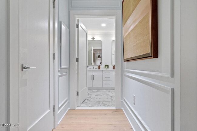 Building Photo - 19 Washington St