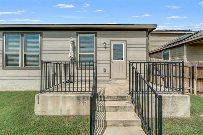 Building Photo - 213 Ibis Falls Loop
