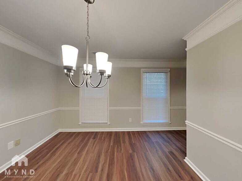 Building Photo - 3332 Nicholas Cove