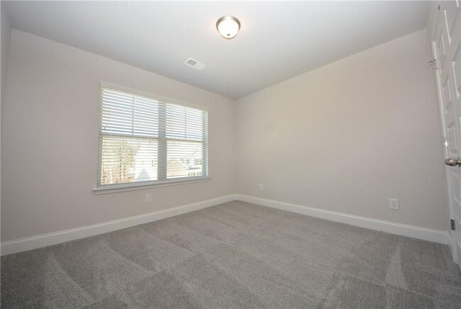 Building Photo - 232 Hellen Vly Dr