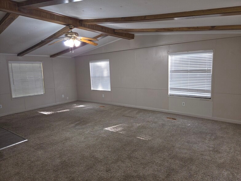 Building Photo - 8047 Mariner St