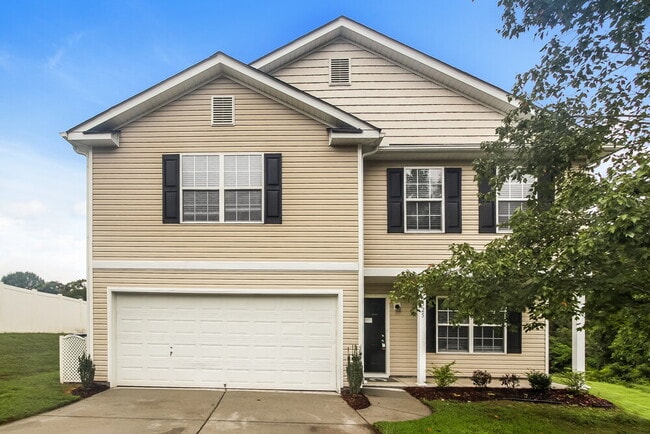 Building Photo - 8525 Emerald Fern Way