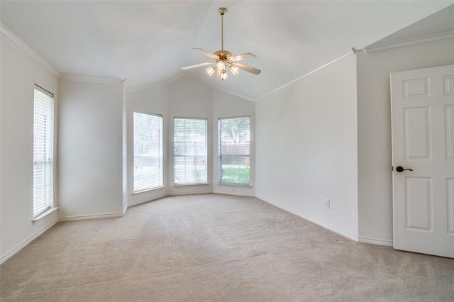 Building Photo - 313 Bricknell Dr