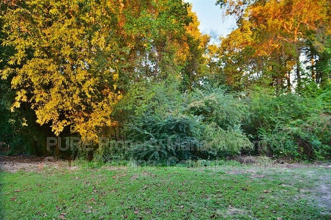 Building Photo - 151 Luna Trail