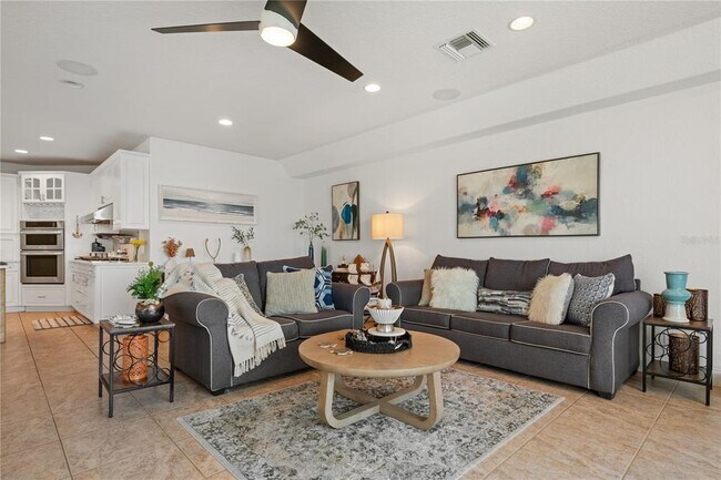 Building Photo - 1661 Seabreeze Dr