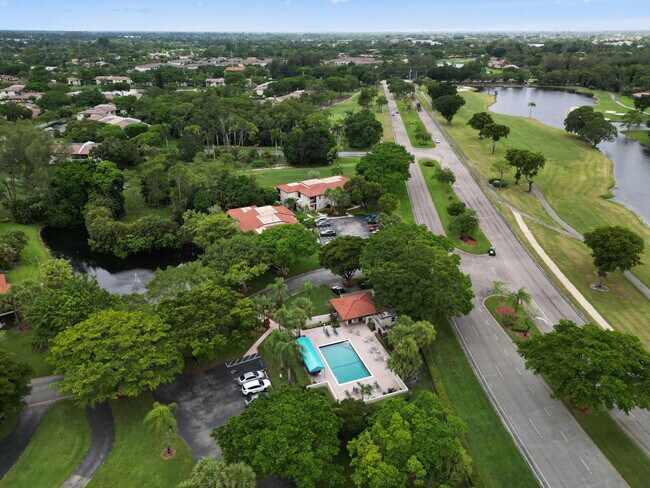 Building Photo - 21669 Tall Palm Cir