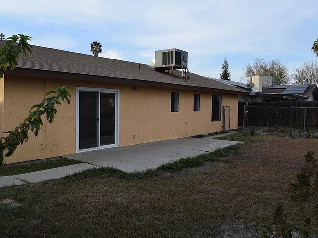 Building Photo - SWEET HOME.