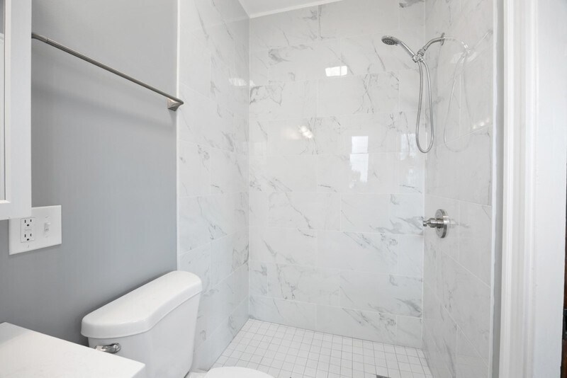 Building Photo - 16 Penhallow St