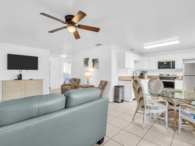 Building Photo - 103 W Park St