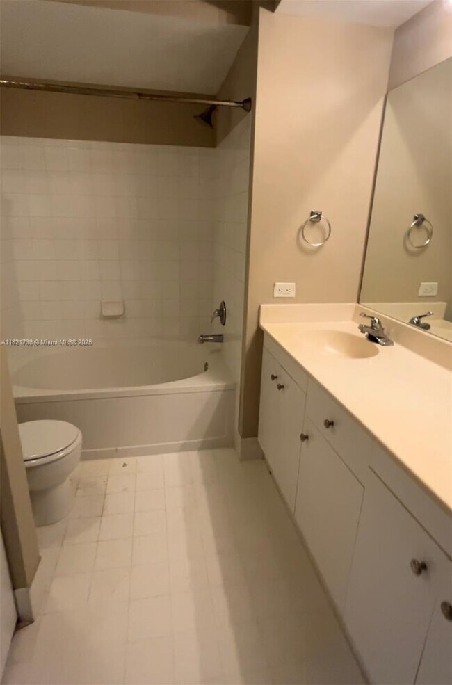 Building Photo - 1103 Tuscany Way