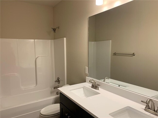Building Photo - 616 Mill Pond Wy