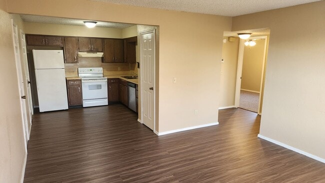 Building Photo - Mark J Demeo Revocable Trust - 312 (BS*)