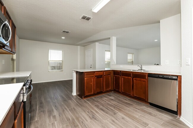 Building Photo - 10714 Goose Way