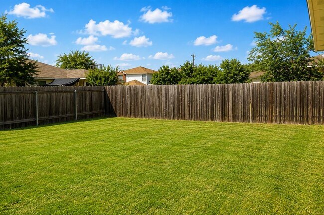 Building Photo - 1509 Nettie Dr