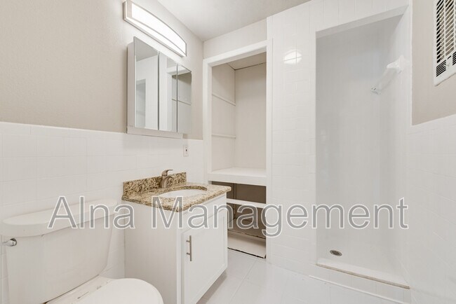 Building Photo - 1822 Roberts Cut Off Rd