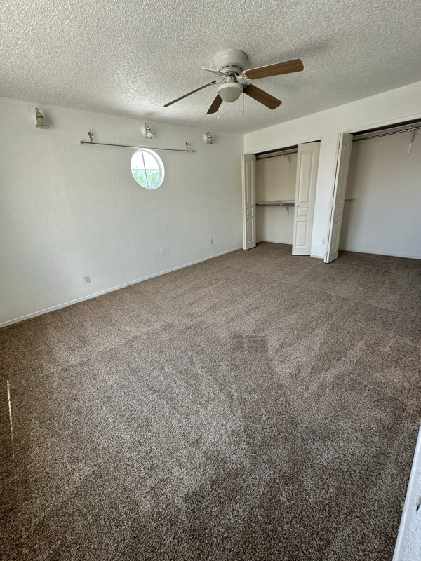 Building Photo - 7560 Luz De Lumbre Ave
