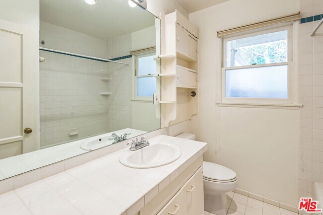 Building Photo - 12753 Appleton Way