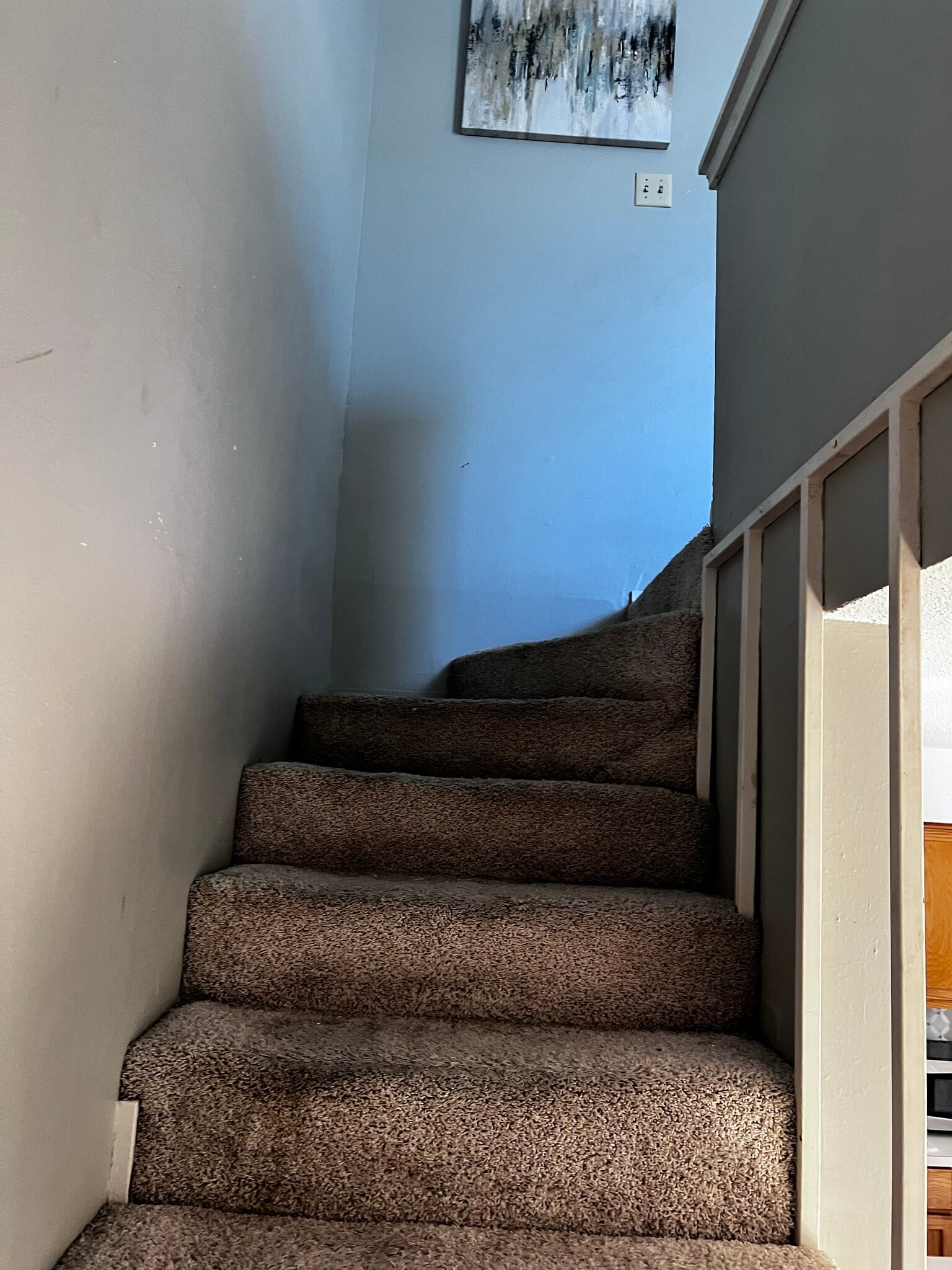 Stairs to bedroom - 1108 W Plato Rd