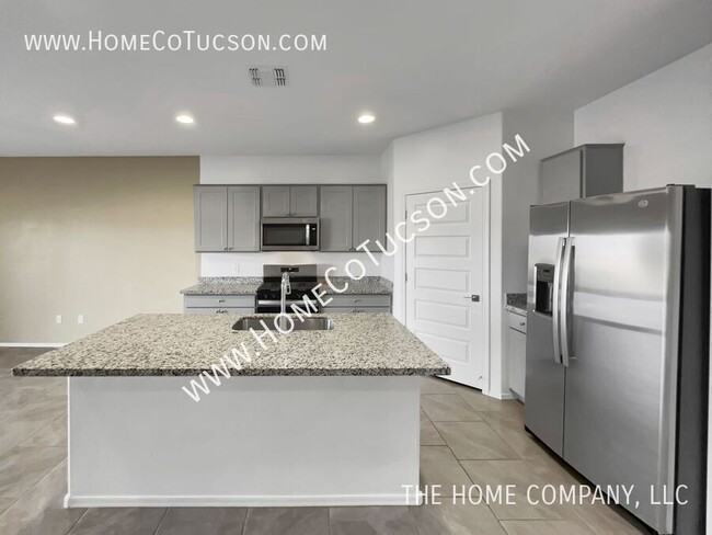 Building Photo - 13412 N Laura Ellen Ln