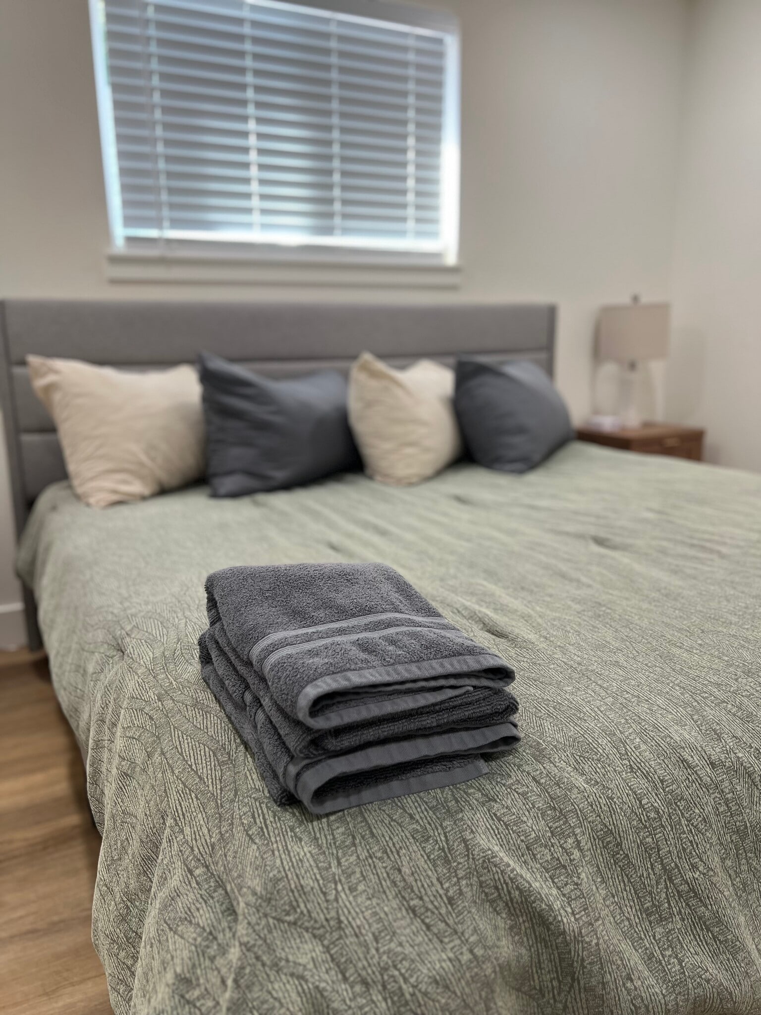 Building Photo - 2600 E Harrison Ave