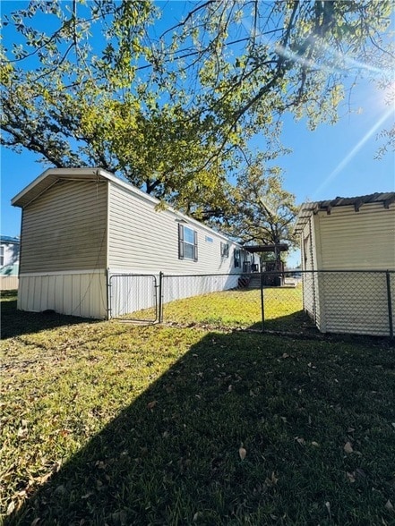 Building Photo - 103 Ridge Walk