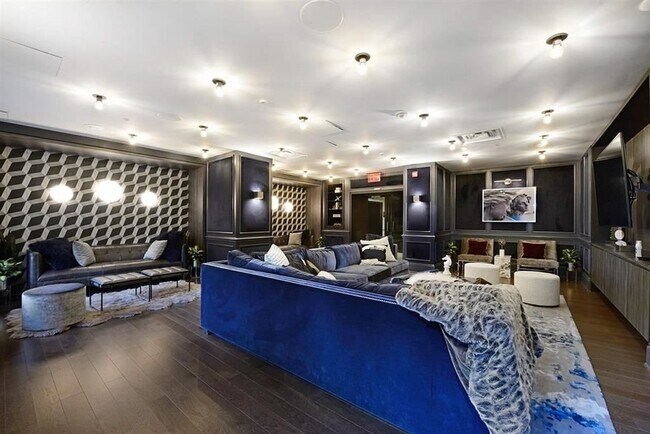 Building Photo - 88 Morgan St