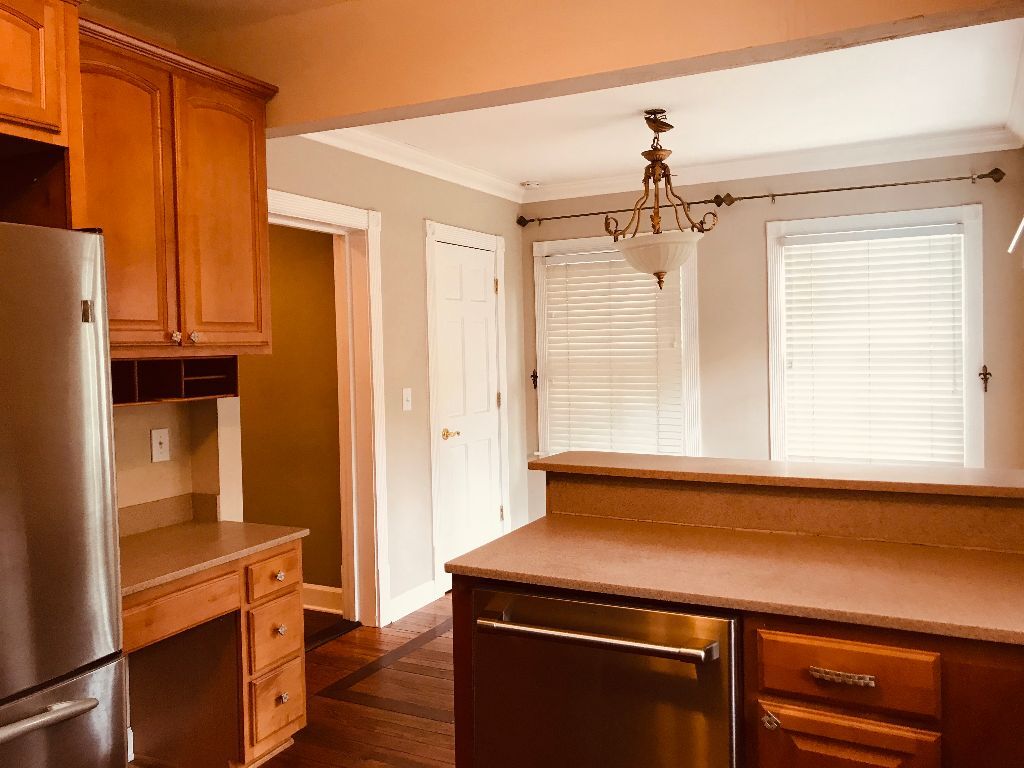 Building Photo - 13 Elizabeth St