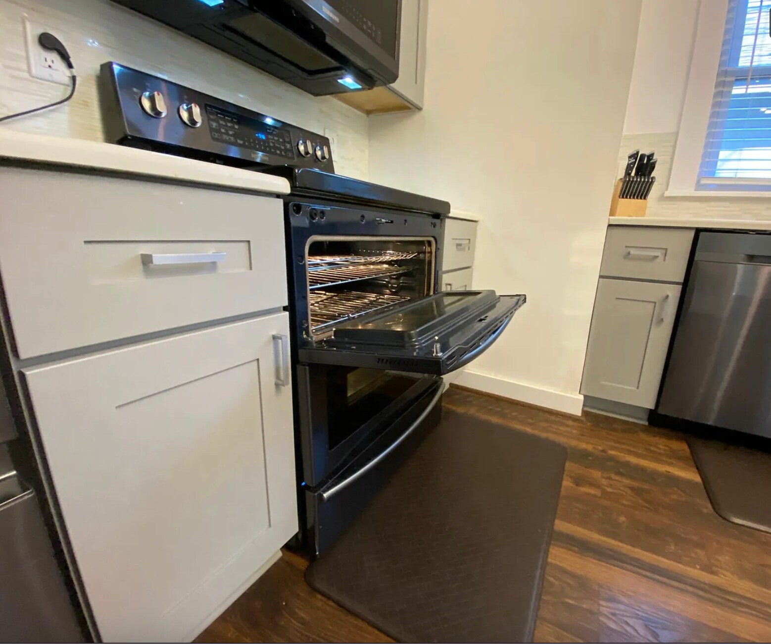 Building Photo - 1212-C McChesney Ave