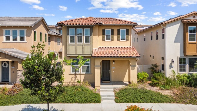 Building Photo - 1321 Ortega St