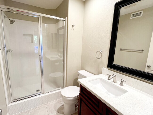 Building Photo - 12460 Picrus St