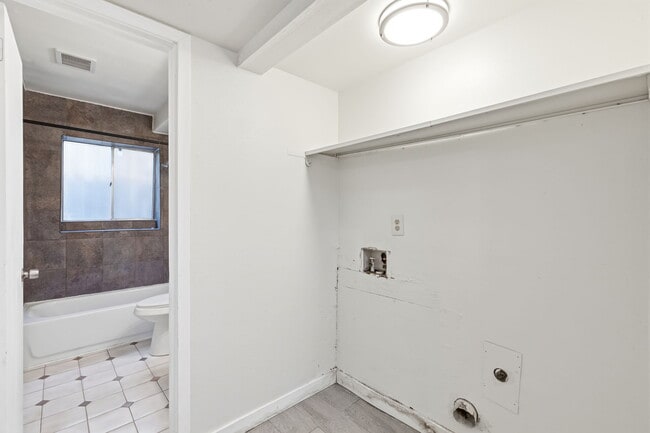 Building Photo - 4524 Galley Rd