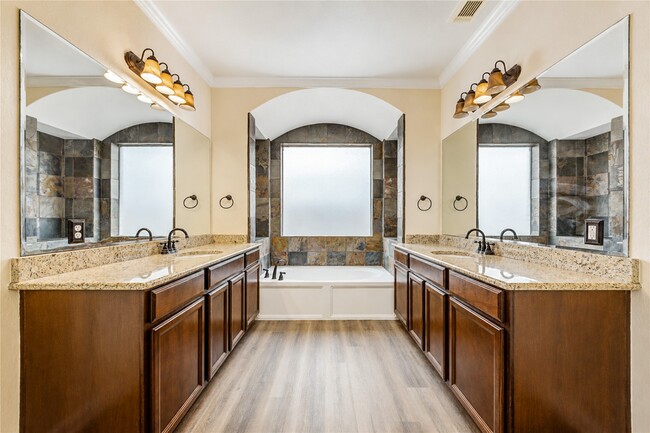 Building Photo - 17415 Elverson Oaks Dr