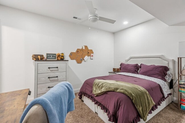 Building Photo - 501 N 41st Ave