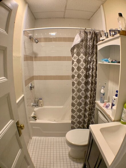 Building Photo - 88 Fisher Ave