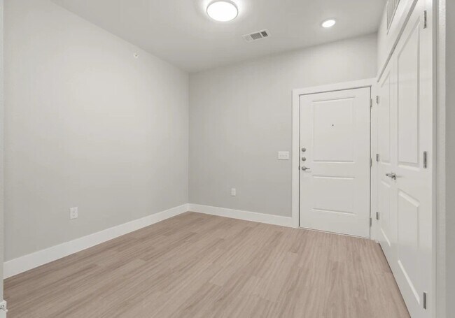 Building Photo - 13411 FM812