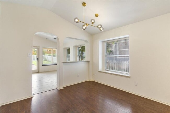 Building Photo - 4500 Mather