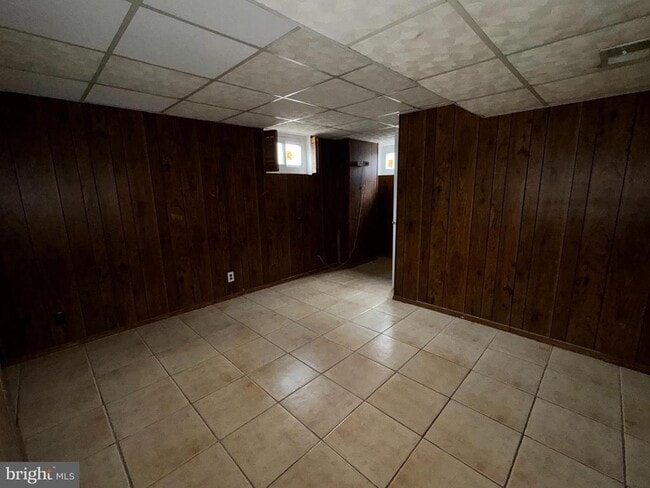 Building Photo - 10502 Glenhaven Dr