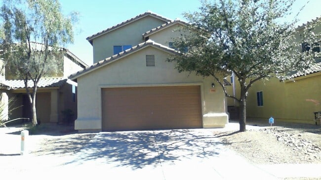Building Photo - Unfurnished  1 loft -  2 car garage -  3 b...