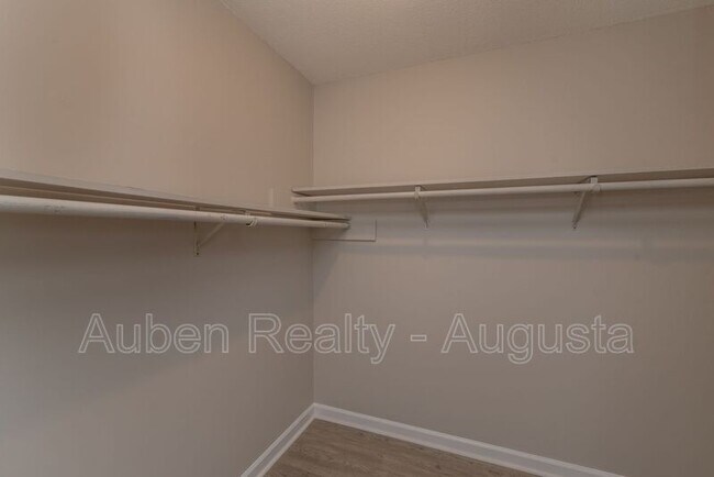Building Photo - 4689 Oakley Pirkle Rd