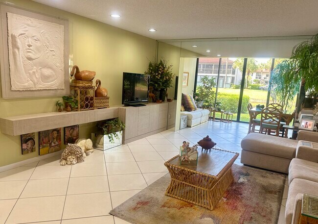 Building Photo - 21500 Cypress Hammock Dr