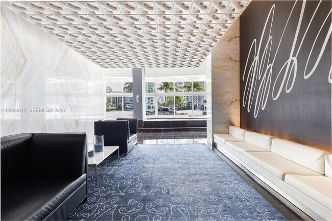Building Photo - 325 S Biscayne Blvd