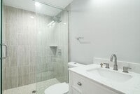 Building Photo - 2336 N Mascher St