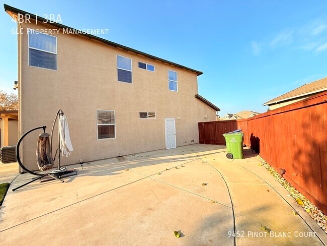 Building Photo - 9452 Pinot Blanc Ct