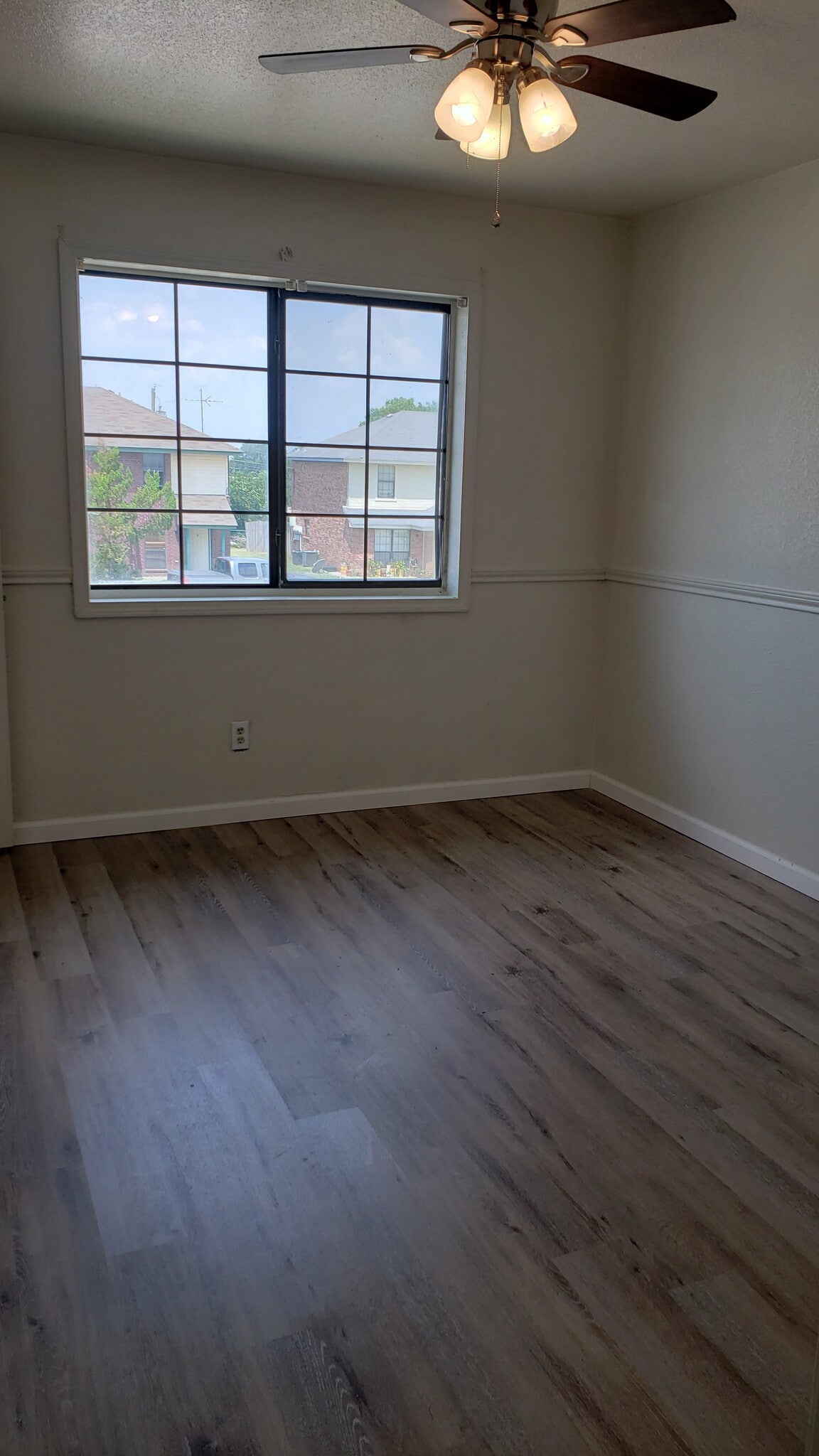 Building Photo - 1106 Shanarae Cir