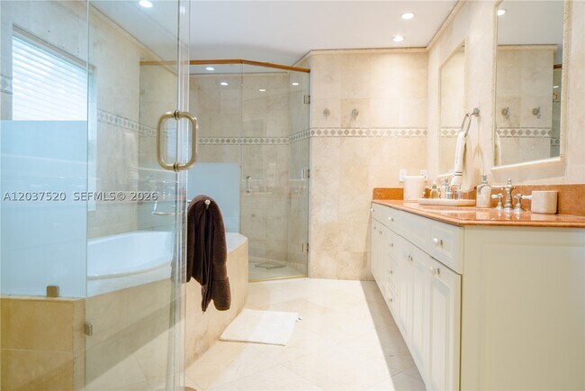Building Photo - 3514 Crystal