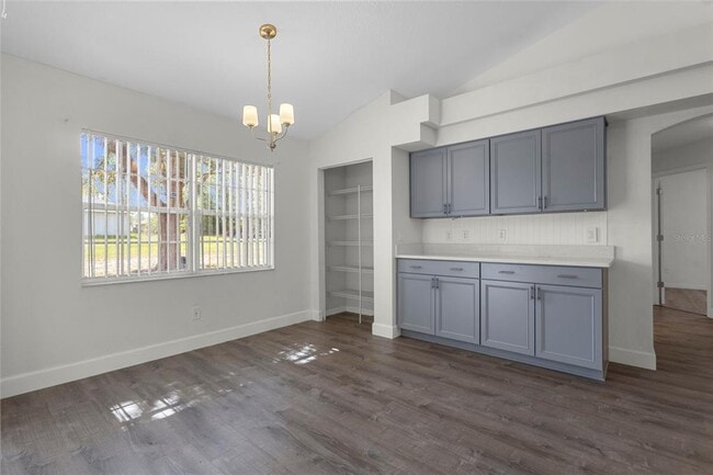 Building Photo - 11490 SW 46th Ave