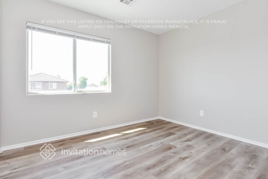 Building Photo - 22229 W Devin Dr