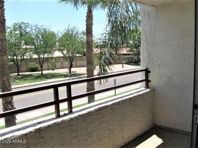 Building Photo - 7350 N Vía Paseo Del Sur