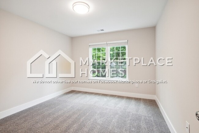 Building Photo - 3417 Durham Ln